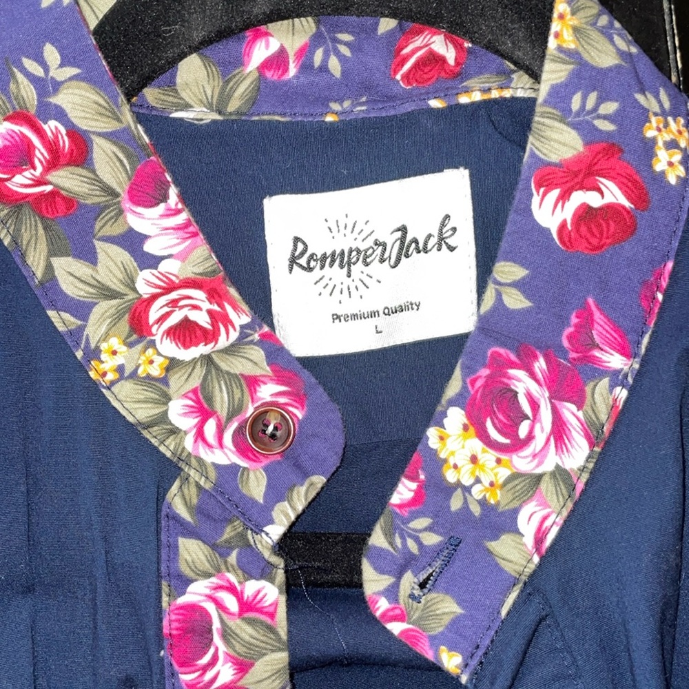 Mens Dark blue romper w/ floral trimming, size L